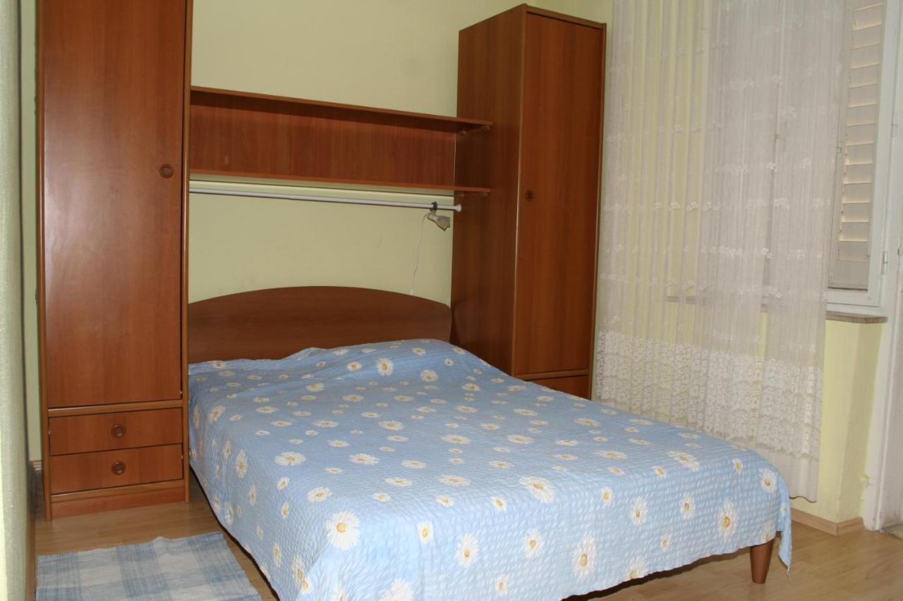 Apartments By The Sea Podgora, Makarska - 2615 エクステリア 写真