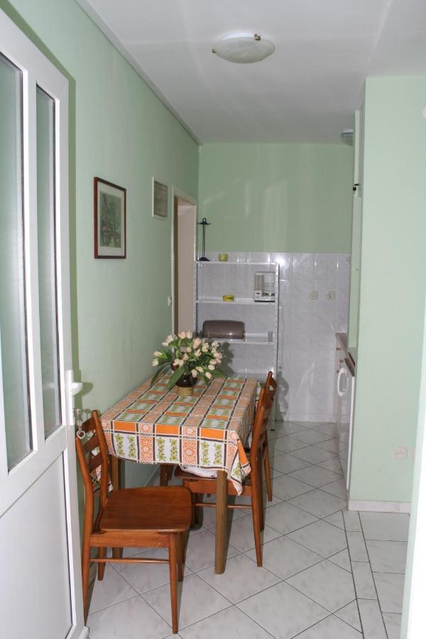 Apartments By The Sea Podgora, Makarska - 2615 エクステリア 写真